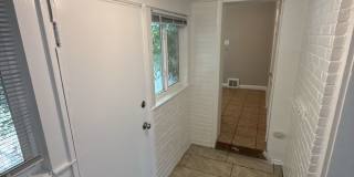 Charming 2 Bed Home Near Central Park Gallery 9