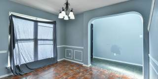 2-Story 3 Bedroom, 3 Bathroom Home with Solar Panels!!! Gallery 21
