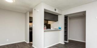 4063 Thousand Oaks Dr 4063 Thousand Oaks Dr Gallery 1