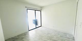 241 NW 15th Street Gallery 17