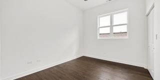1952 W Ohio Street Gallery 21