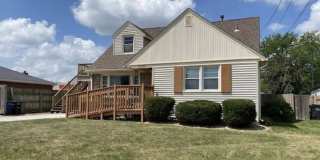 2245 35th St Ct Gallery 1