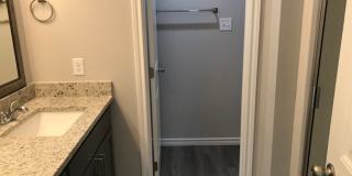 6045 Jennings Gallery 22