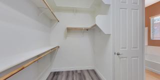 18617 W Williams Street Gallery 21