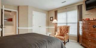 9810 BOLTON VILLAGE Court Gallery 19