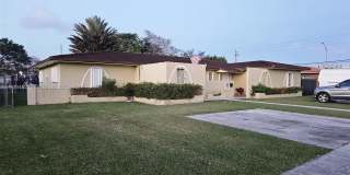 9721 SW 37th Ter Gallery 1