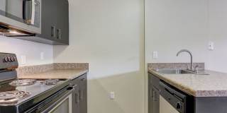 The Grove Apartments Gallery 11