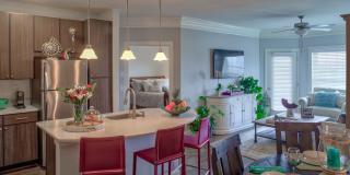 Aqua on 25th Gallery 37