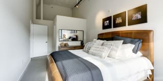 The Victor Gallery 27