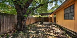 208 BEXAR DR Gallery 28