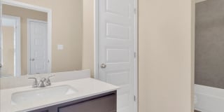 100 Four Star Dr, Elgin, TX 78621 Gallery 1