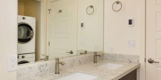 Newly Remodeled 3BR w/ In-Unit W/D, Private Entry & Designer Finishes – Pet Friendly! Gallery 18