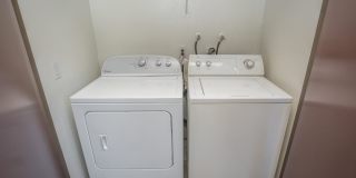 Laurel Canyon Apartment Homes Gallery 39