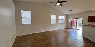 Great Single Level 3 bedroom 2 bath Home Gallery 7
