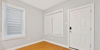 5144 S Hermitage Avenue Gallery 5