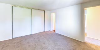 Audubon Square Gallery 19