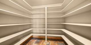 Beautiful Home in an Exclusive Gated Community Gallery 13