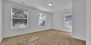 2348 Court R Gallery 38