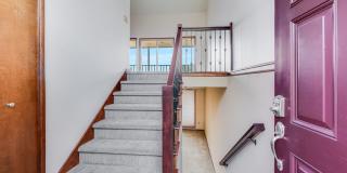 Beautiful 3 bed, 2 bath Condo in West Linn! Gallery 1