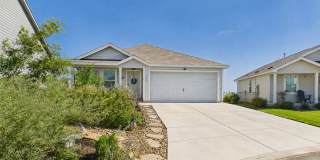 3-Bedroom Home with Updated Kitchen, Garage & Covered Porch Gallery 1