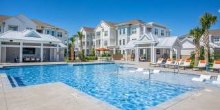 Middle Sound West Apartments Gallery 10