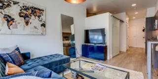 Juxt Gallery 19