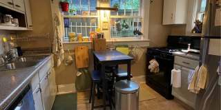 132 HURON Street Gallery 2