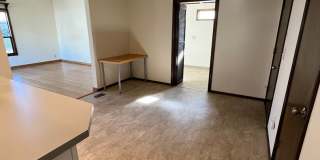 Beautiful One-Level Home with Sunroom, Vaulted Ceilings & Multiple Living Areas Gallery 11