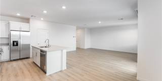 6217 Seastrand Street Gallery 15