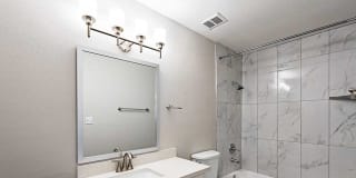 Parq on 50th Gallery 10