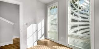 1293 Longreen Terrace NW Gallery 4