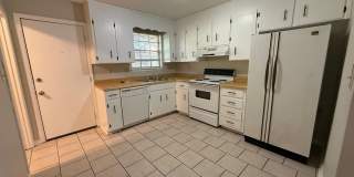 Northeast Pensacola - Harbour Square - 2 bedroom, 1 bathroom Gallery 6