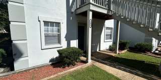 2504 Avent Ferry Rd Apt# 103 - Bev Roberts Rentals and Property Management 2504 Avent Ferry Rd Apt# 103 - Bev Roberts Rentals and Property Management Gallery 1
