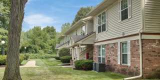 Village Green Gallery 17