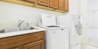Solar Home Spacious 5-Bedroom in Blackstone with Resort Style Amenities Gallery 32