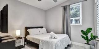 Single Family Home in Non HOA East Boca Raton Gallery 23