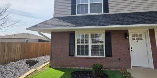 2400  SE Jayel  TER Unit #4 Gallery 1