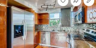 Charming 2BR Condo in Aurora Gallery 6