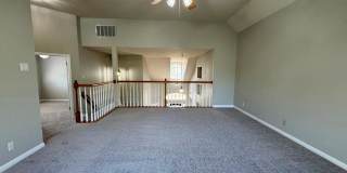 Bright home with big windows & open floorplan available in Circle C Ranch! Gallery 15