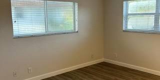 10330 N MILITARY Trail Gallery 7