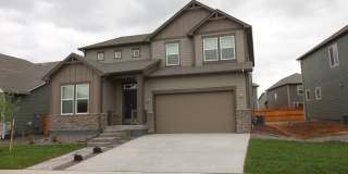 Beautiful Newer Home Gallery 1