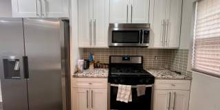 Stunning 3-Bedroom Townhome in Francisville! Available NOW! Gallery 7