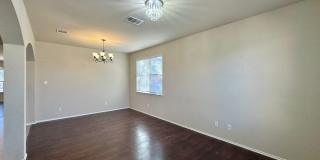 1/2 Off 1st Months Rent!  Viewable Now!  Price Drop! Gallery 4