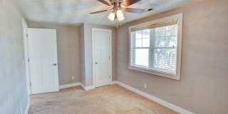 Beautifully Renovated! Gallery 28