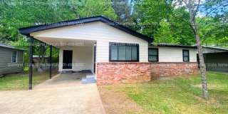 428 North Oak Street Gallery 1