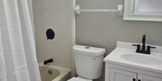 UCF Remodeled Duplex Gallery 24