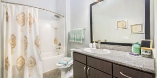 The Boulevard Gallery 18