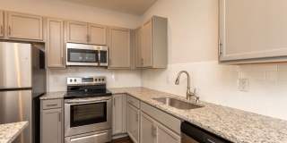 Single Family Home With Spacious Fenced Backyard! Gallery 17