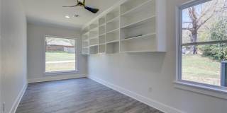 515 W Jackson Street Gallery 10