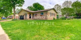Recently Renovated 3 Bed 2 Bath in Collinsville! Gallery 1